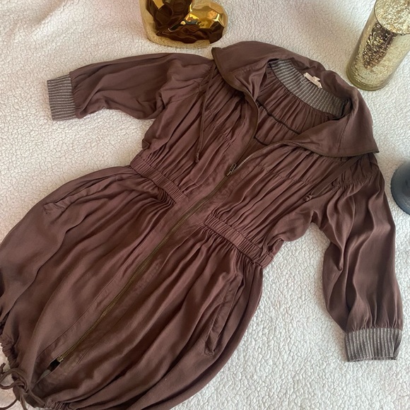 Hem & Thread Dress - Picture 4 of 12